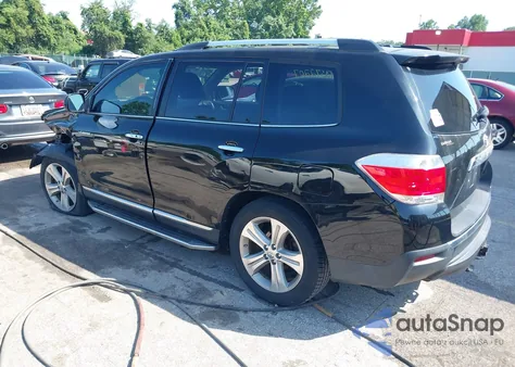 2013 Toyota Highlander Limited V6 z USA, uszkodzony, nr VIN 5TDYK3EH5DS136690